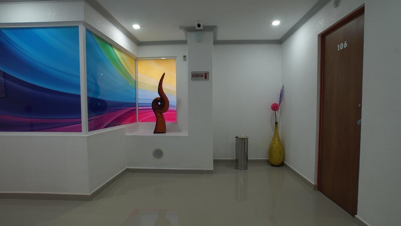 Hotel Yekkan 瓦乌奇南戈 外观 照片