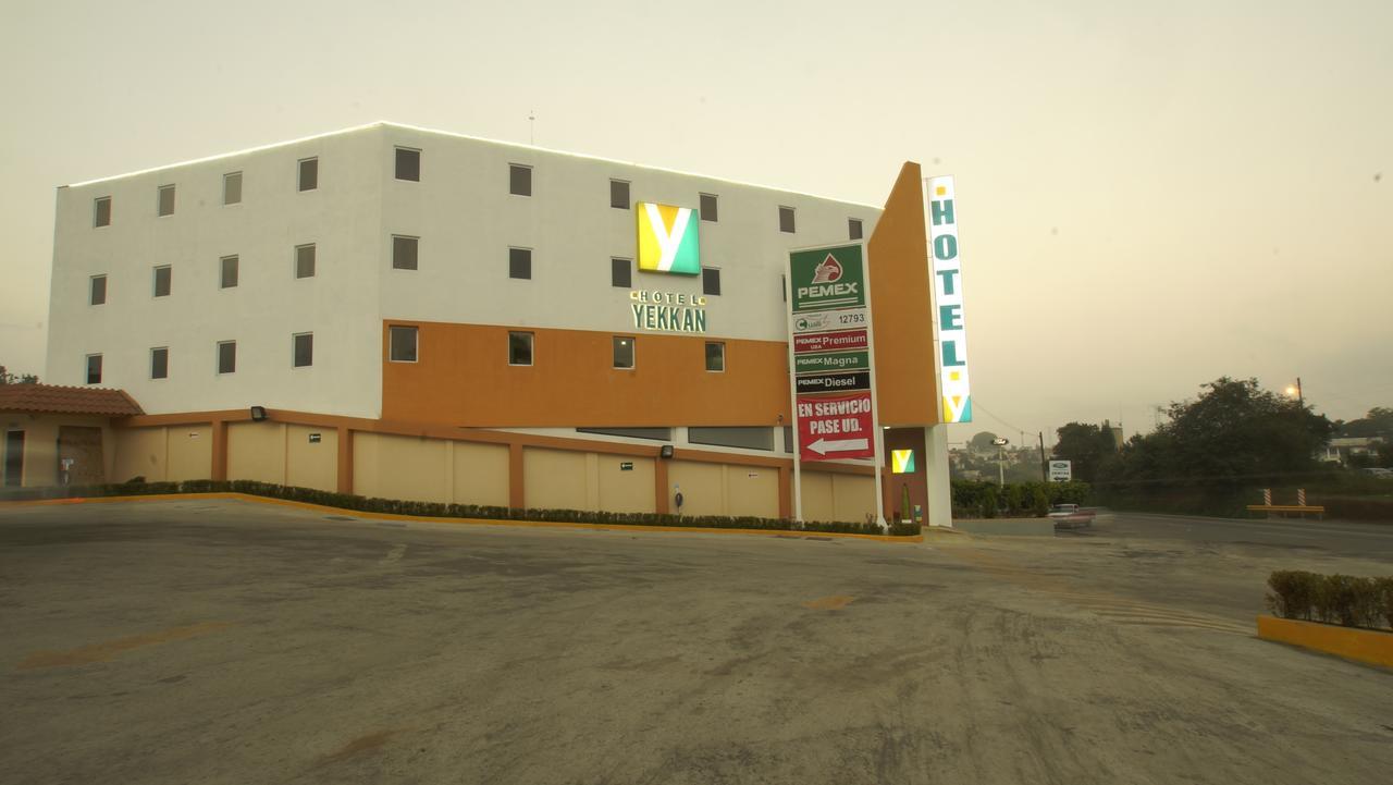 Hotel Yekkan 瓦乌奇南戈 外观 照片